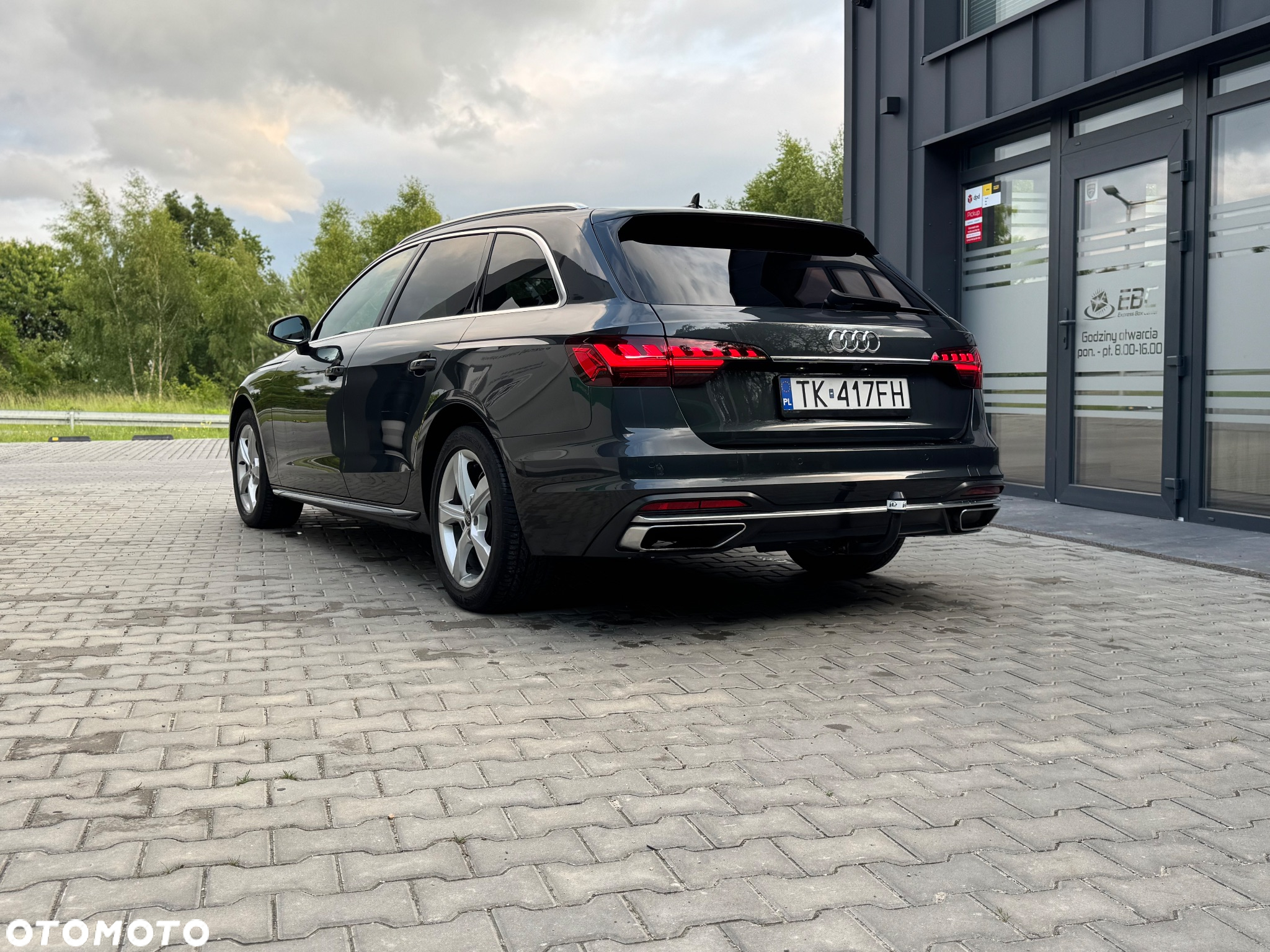 Audi A4 Avant 2.0 TDI S tronic - 13