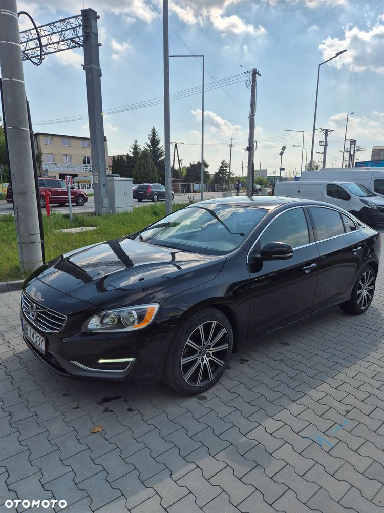 Volvo S60 T5 Drive-E R-Design Momentum - 1