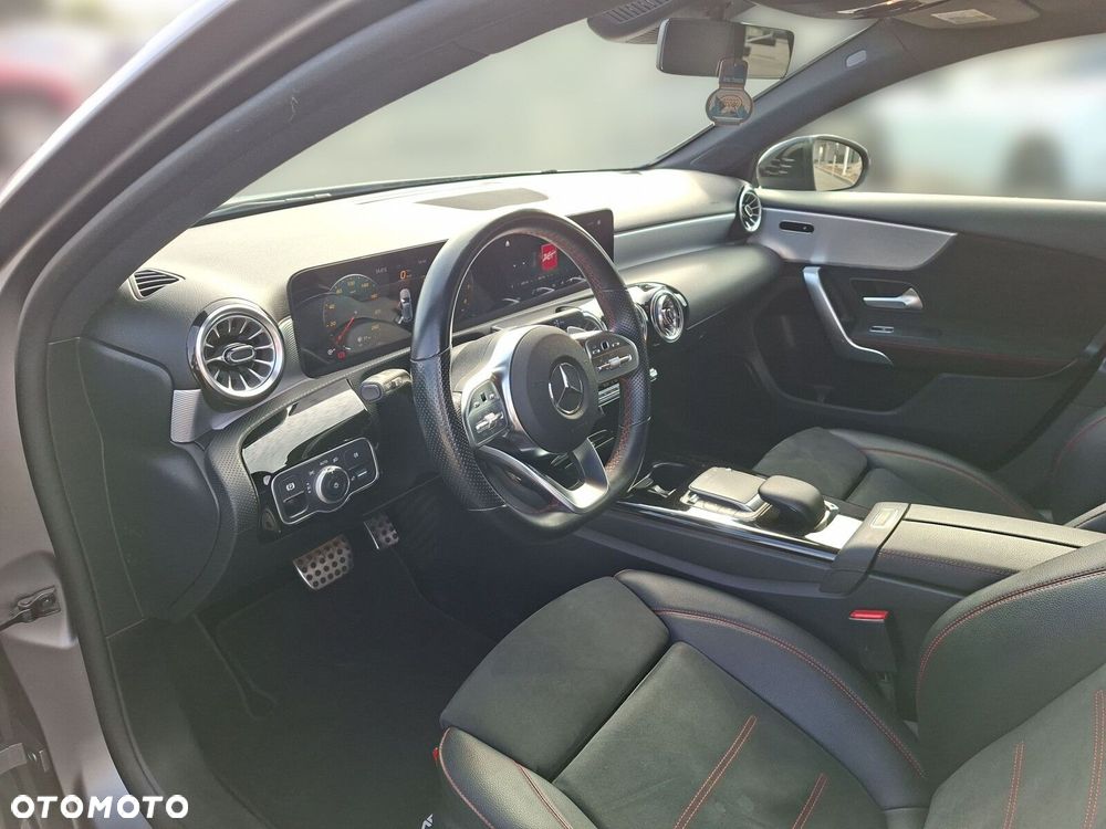 Mercedes-Benz Klasa A 250 4-Matic AMG Line 7G-DCT - 10
