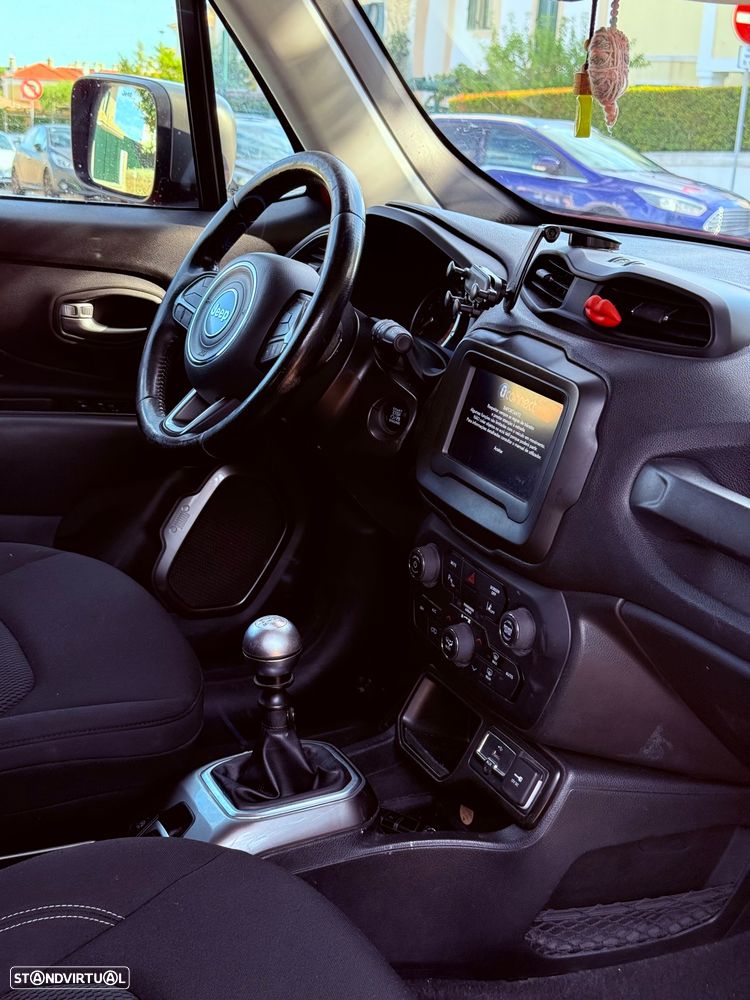 Jeep Renegade 1.0 T Limited - 14