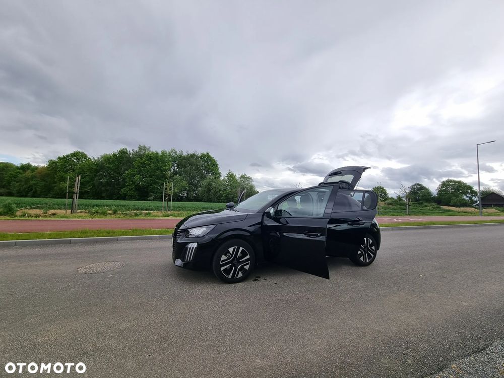 Peugeot 208 - 2