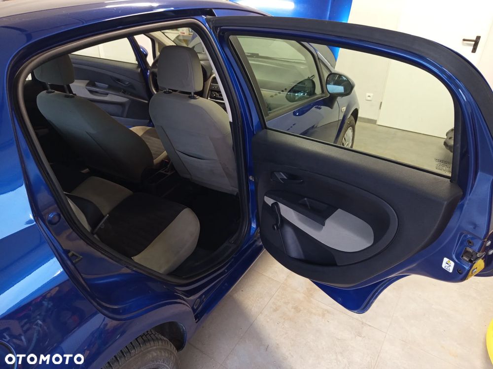 Fiat Grande Punto - 14