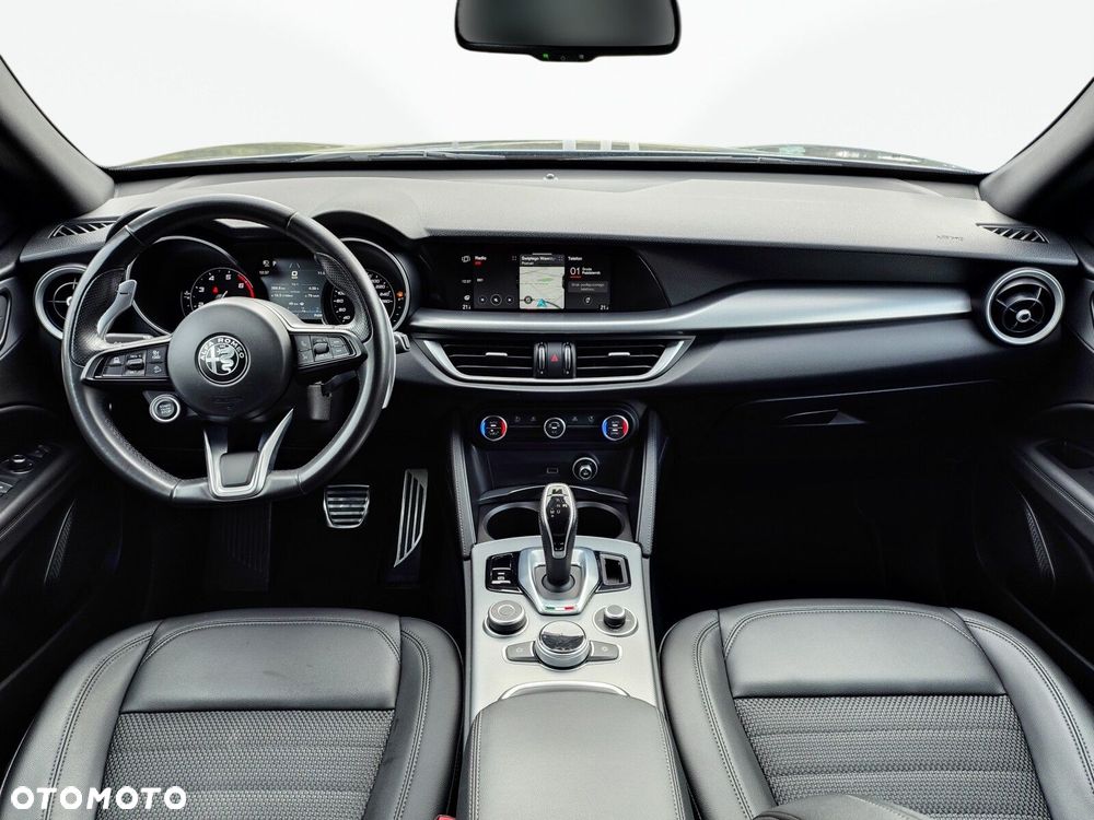 Alfa Romeo Stelvio 2.0 Turbo TI Q4 - 13