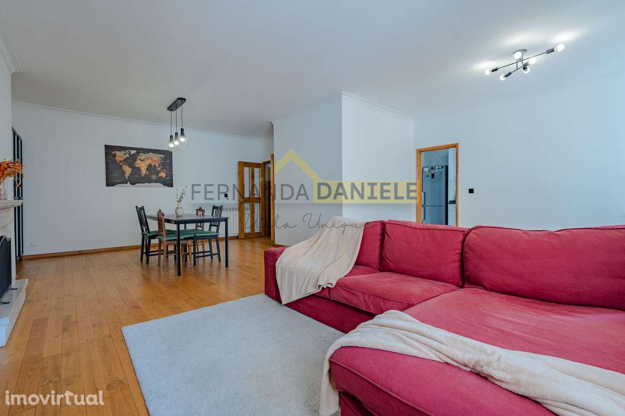 Oportunidade! Apartamento T3 com Suíte e Garagem em Vila Nova de Gaia - Grande imagem: 3/42