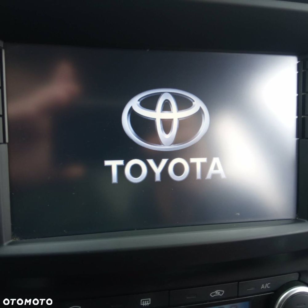 Toyota Avensis 1.8 Prestige - 8