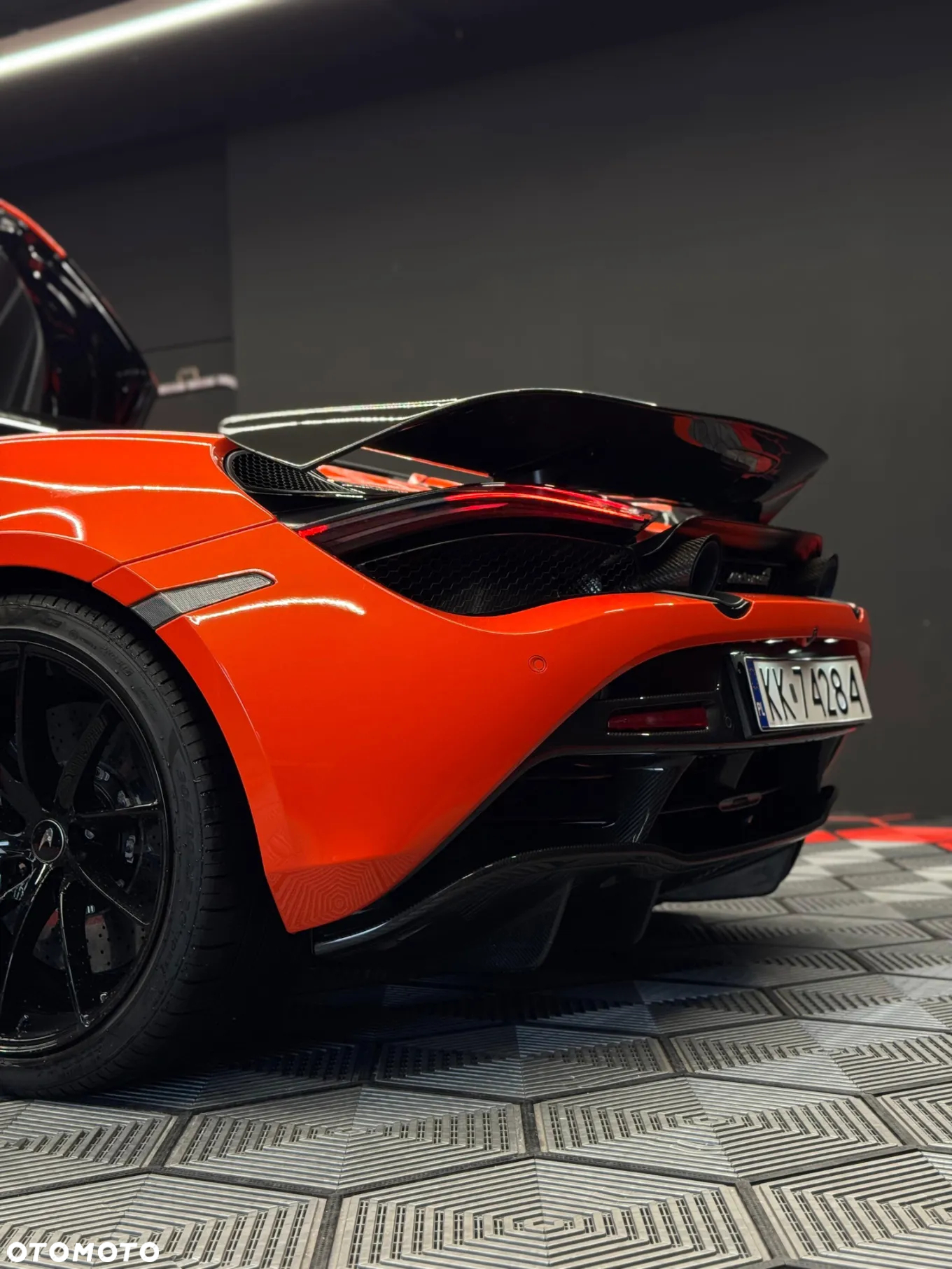 McLaren 720S Spider - 16