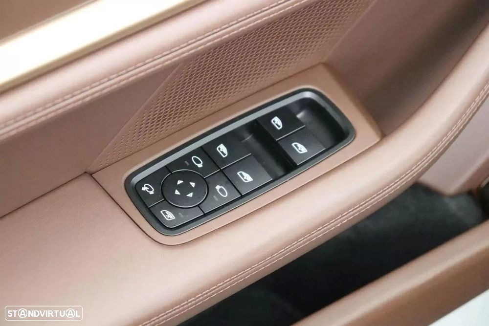 Porsche Taycan Sport Turismo Turbo - 15