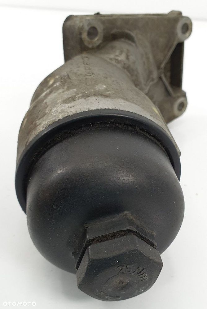 OBUDOWA FILTRA OLEJU MERCEDES VANEO W414 1.6 - 3