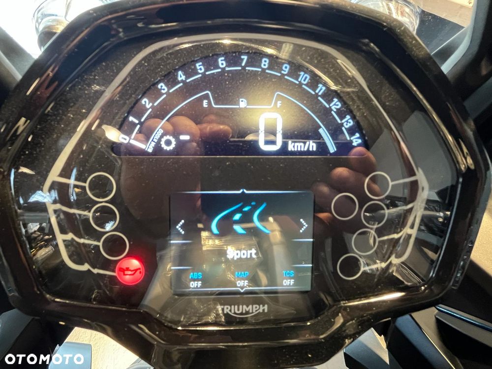 Triumph Tiger - 16