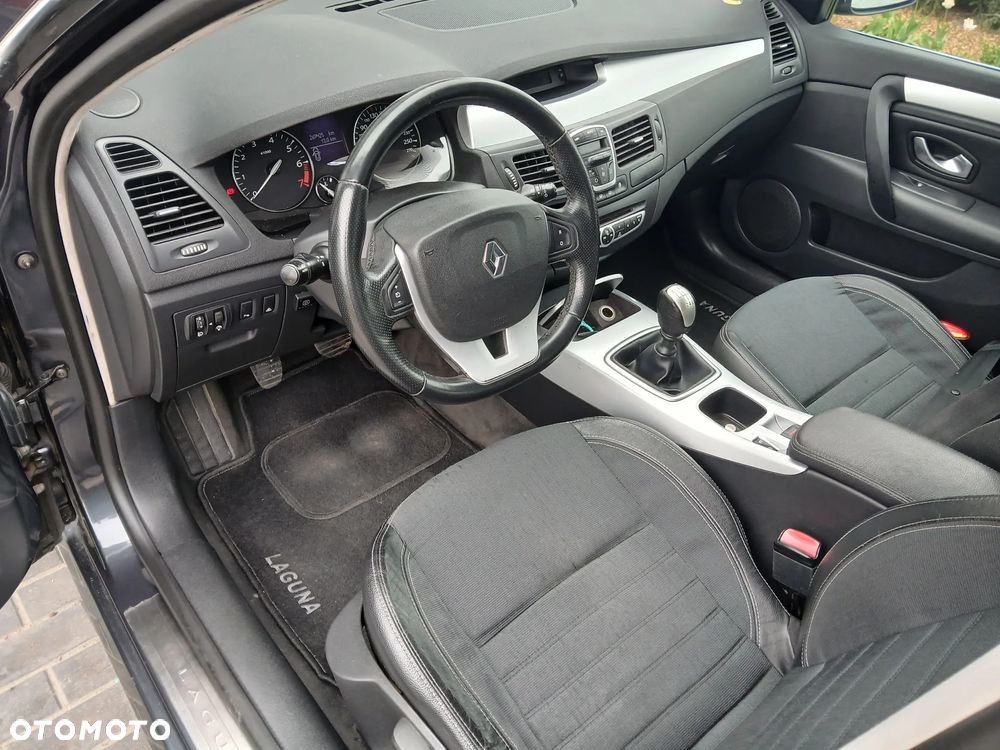 Renault Laguna - 10