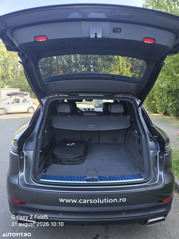 Porsche Cayenne Standard - 6