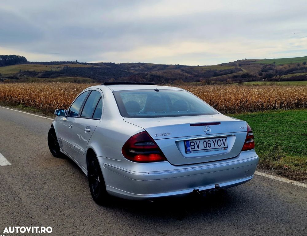 Mercedes-Benz W111 - 5