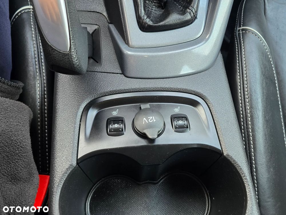 Ford Focus 1.6 EcoBoost Titanium - 34