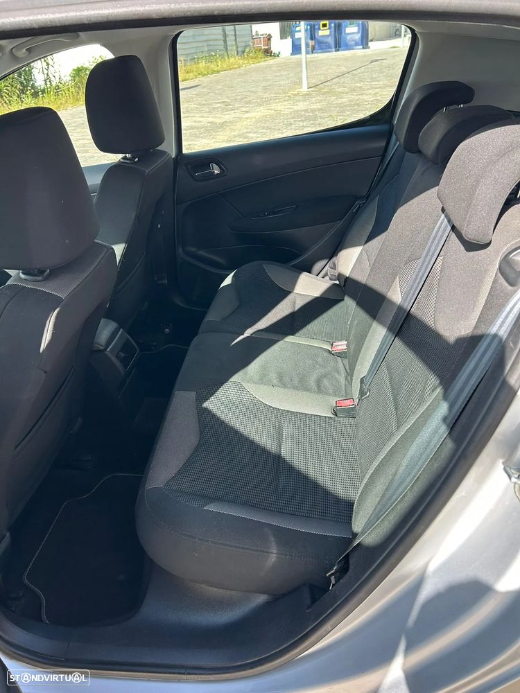 Peugeot 308 1.6 HDi Executive - 7