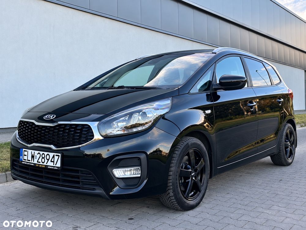 Kia Carens - 1