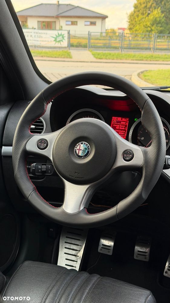 Alfa Romeo 159 1.9 JTDM 16V DPF ti - 15