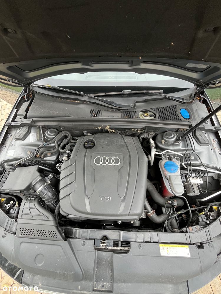 Audi A4 Avant 2.0 TDI Quattro S tronic - 22