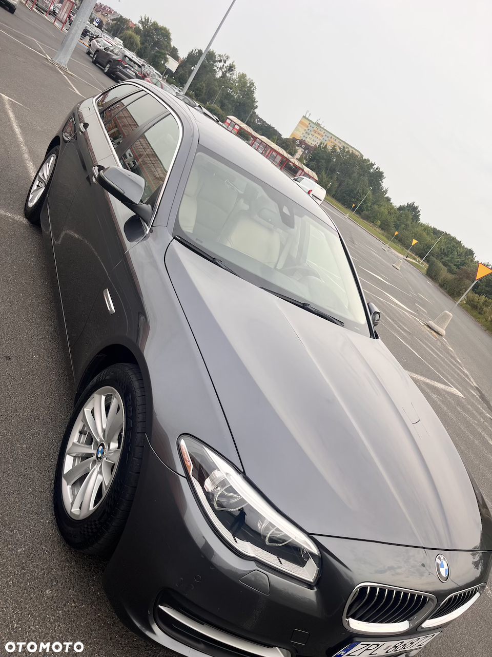 BMW Seria 5 520d xDrive - 29