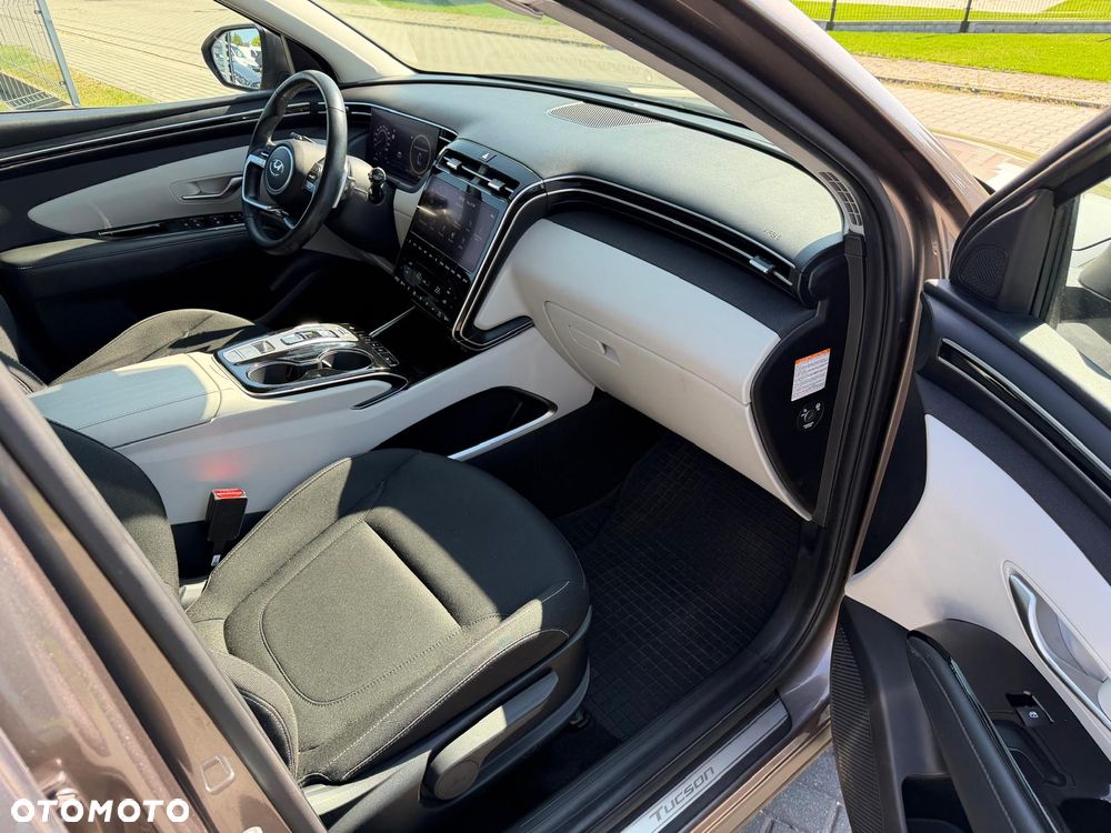 Hyundai Tucson 1.6 T-GDi HEV Platinum N Line 2WD - 29