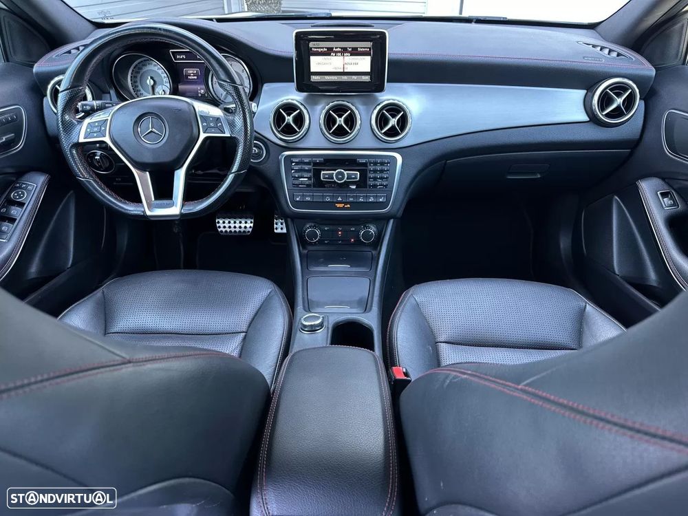 Mercedes-Benz GLA 220 d 4Matic 7G-DCT AMG Line - 43