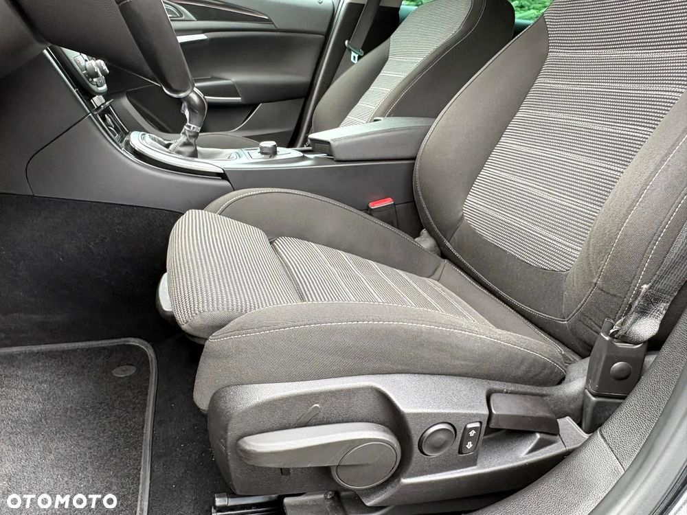 Opel Insignia 2.0 Turbo Design Edition - 14