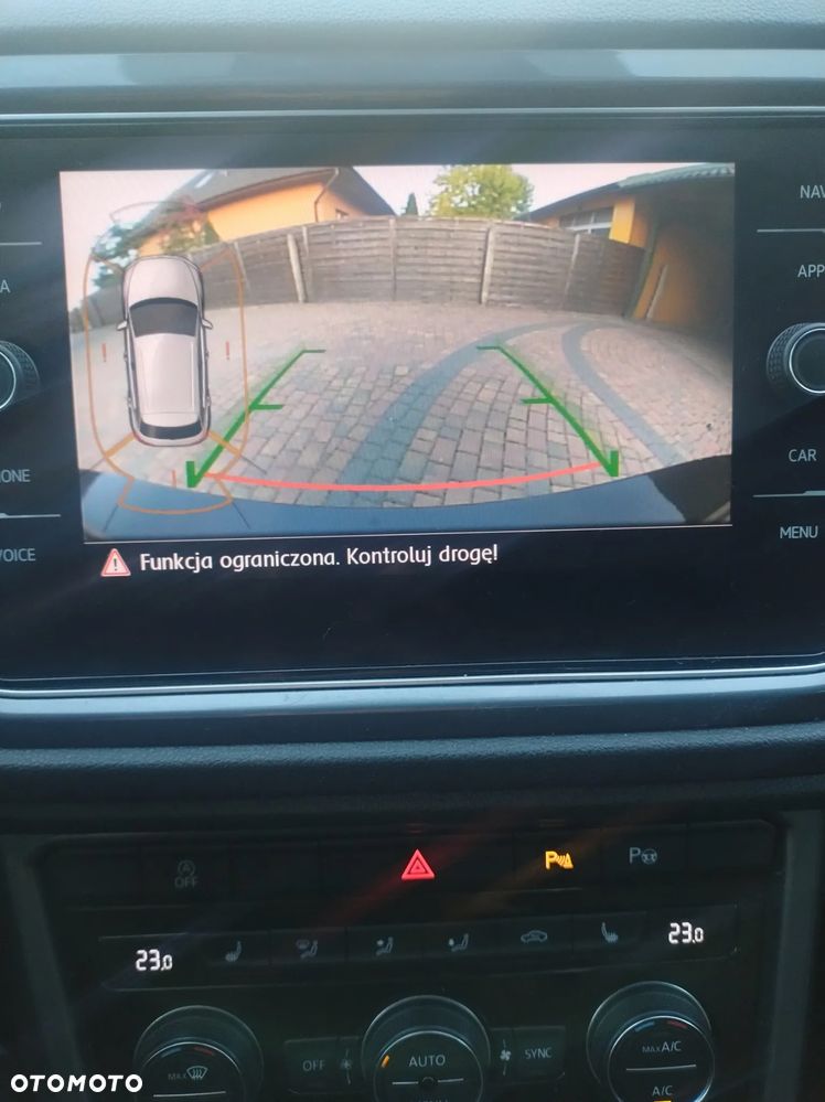 Volkswagen T-Roc 2.0 TDI SCR DSG IQ.DRIVE - 25