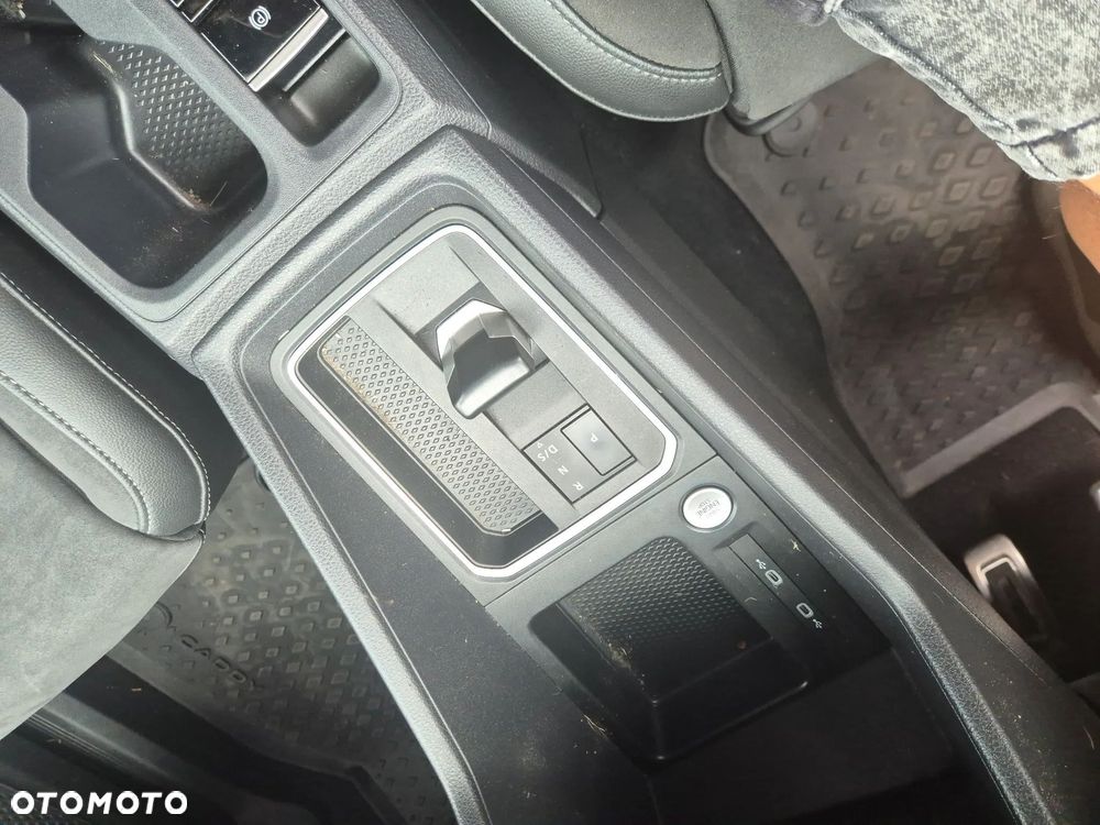 Volkswagen Caddy - 21