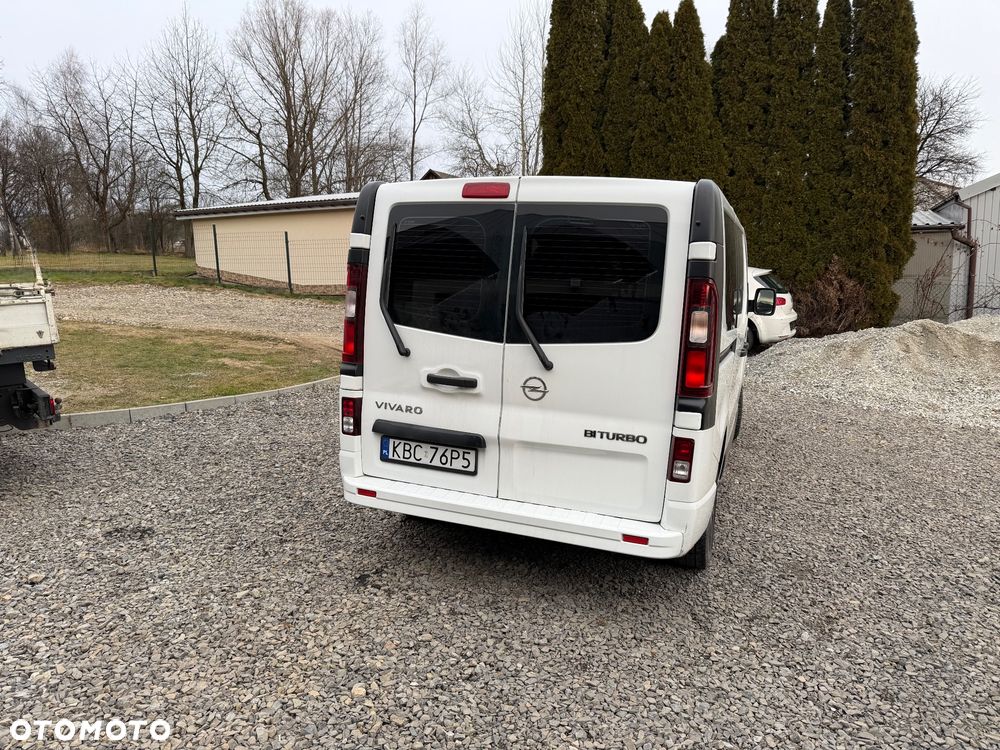 Opel Vivaro L1H1 2,7t Elegance Business - 12
