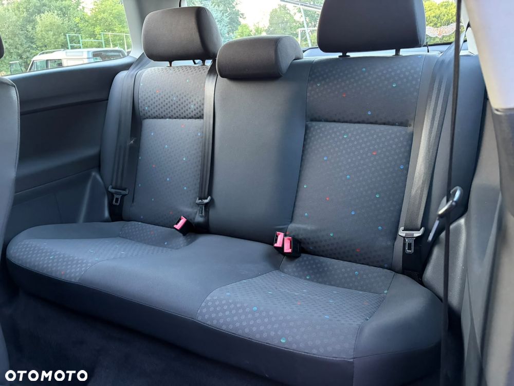 Volkswagen Polo - 8