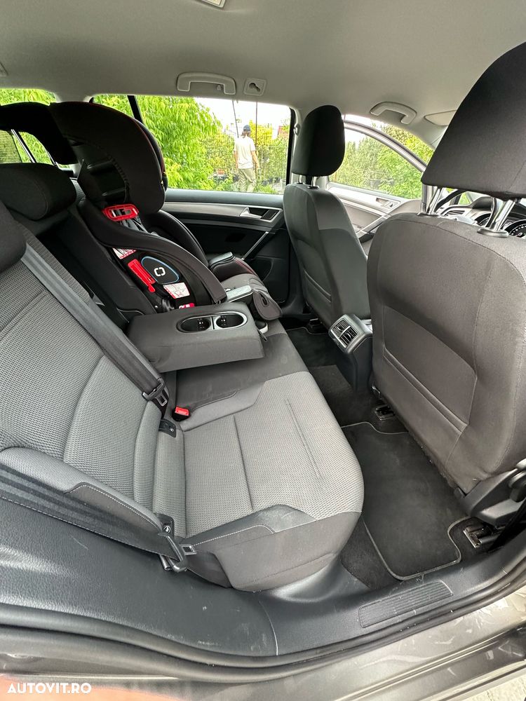 Volkswagen Golf - 7
