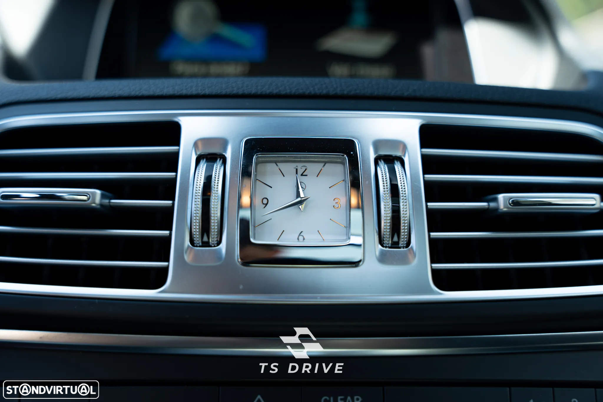 Mercedes-Benz E 220 (BlueTEC) d Coupe 9G-TRONIC - 22