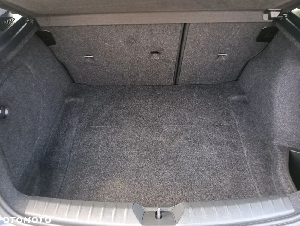 BMW Seria 1 116i - 21