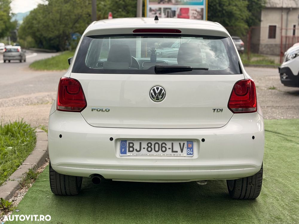 Volkswagen Polo 1.6 TDI DSG Highline - 9