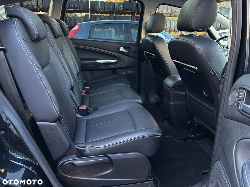 Ford S-Max 2.0 TDCi DPF Titanium X - 20