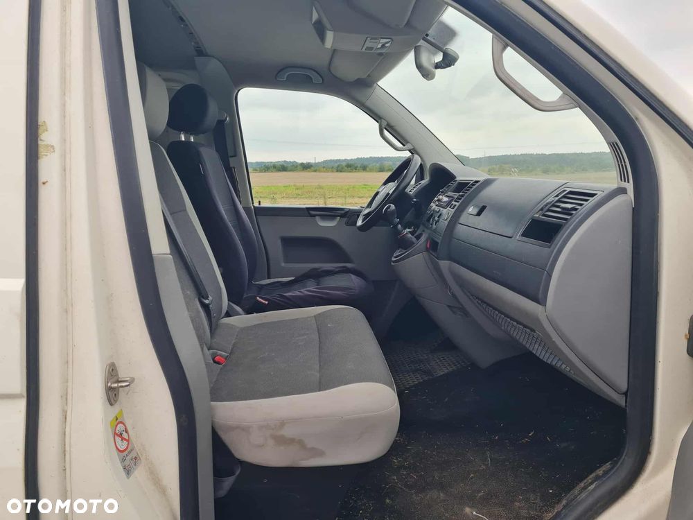 Volkswagen Transporter - 9