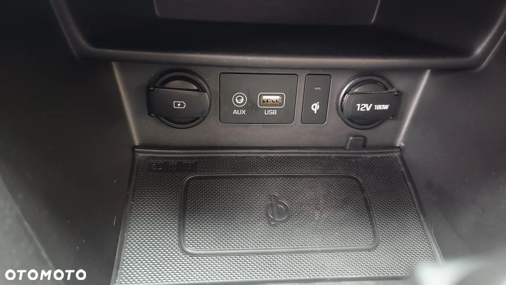 Hyundai Kona 1.6 T-GDI Premium 4WD DCT - 35