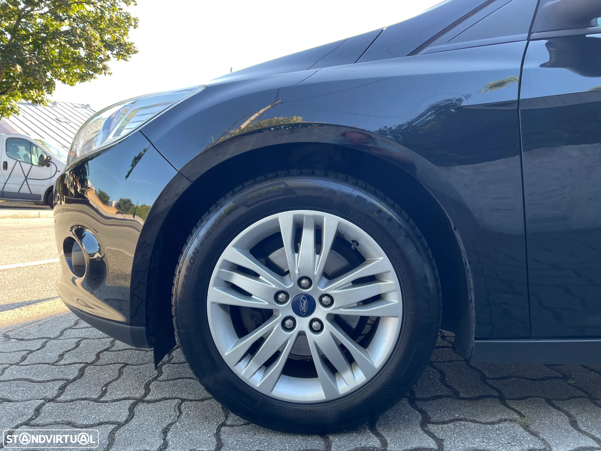 Ford Focus SW 1.0 EcoBoost S&S TITANIUM - 8