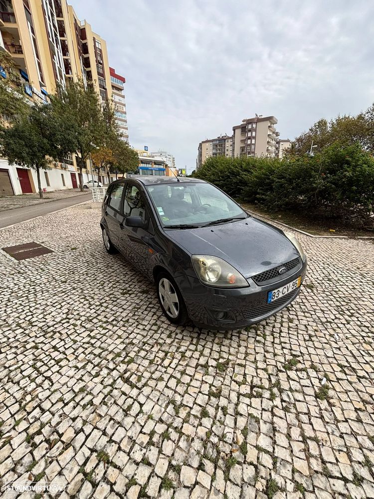 Ford Fiesta - 7