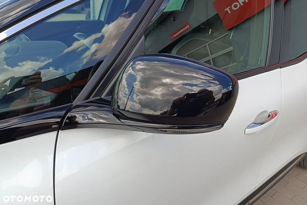Renault Grand Scenic TCe 140 GPF BLACK EDITION - 17