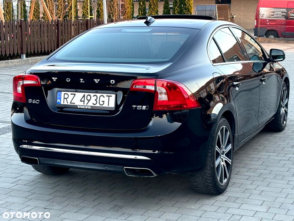 Volvo S60 - 9