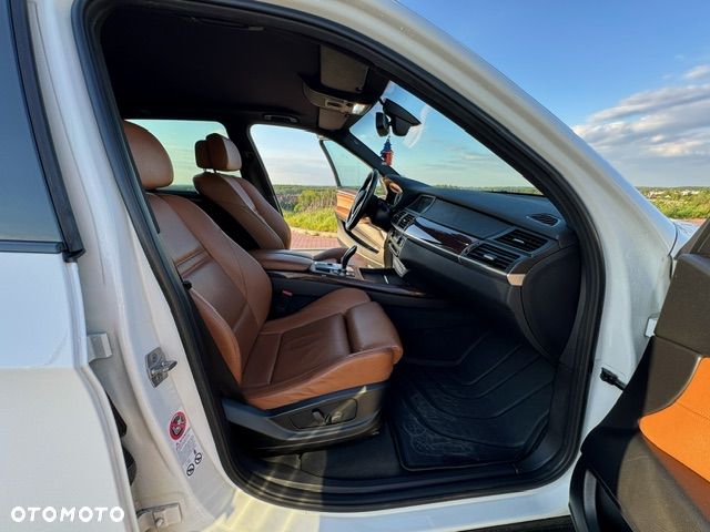 BMW X5 3.0sd - 8
