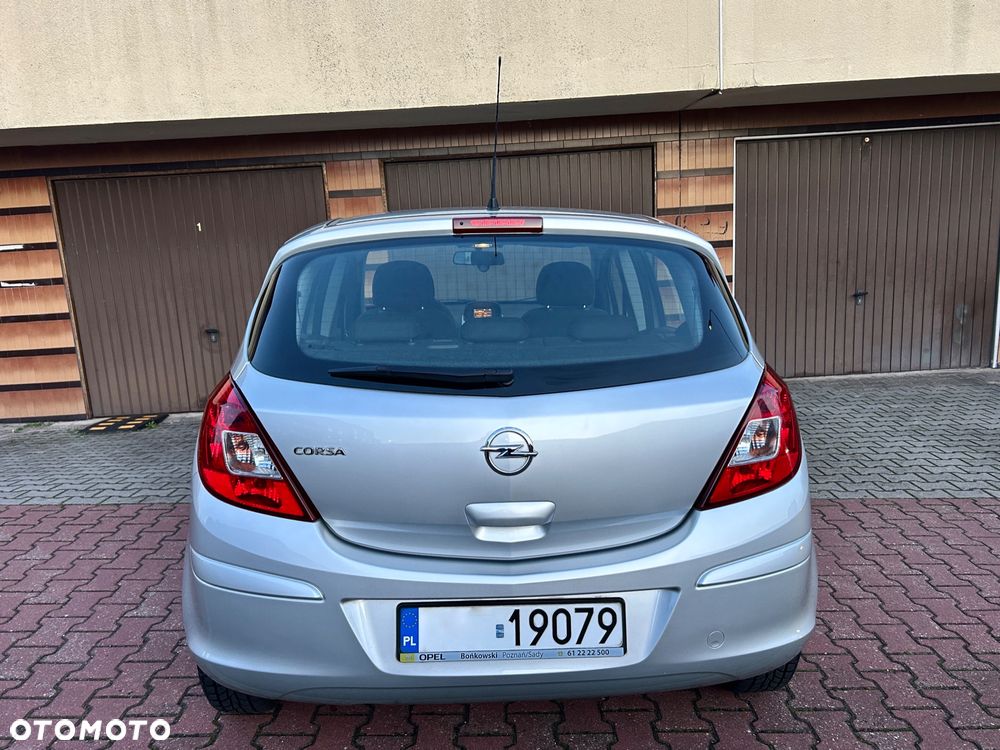 Opel Corsa - 8