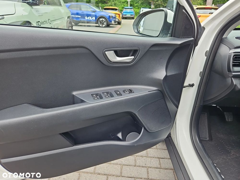Kia Stonic 1.0 T-GDI M - 10