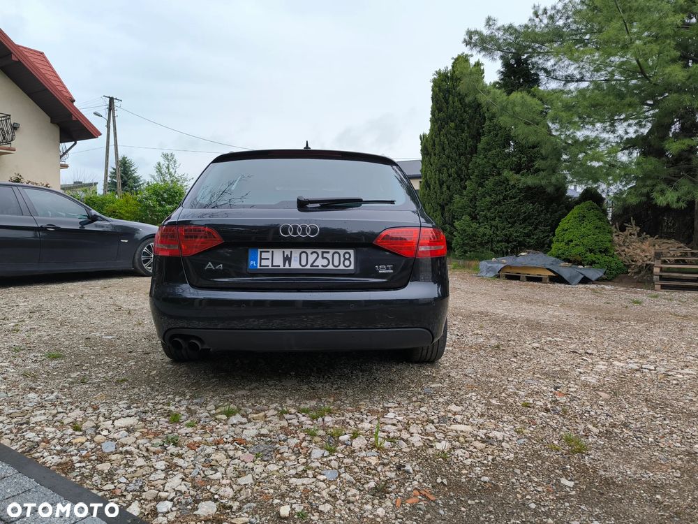 Audi A4 Avant 1.8 TFSI quattro Attraction - 4