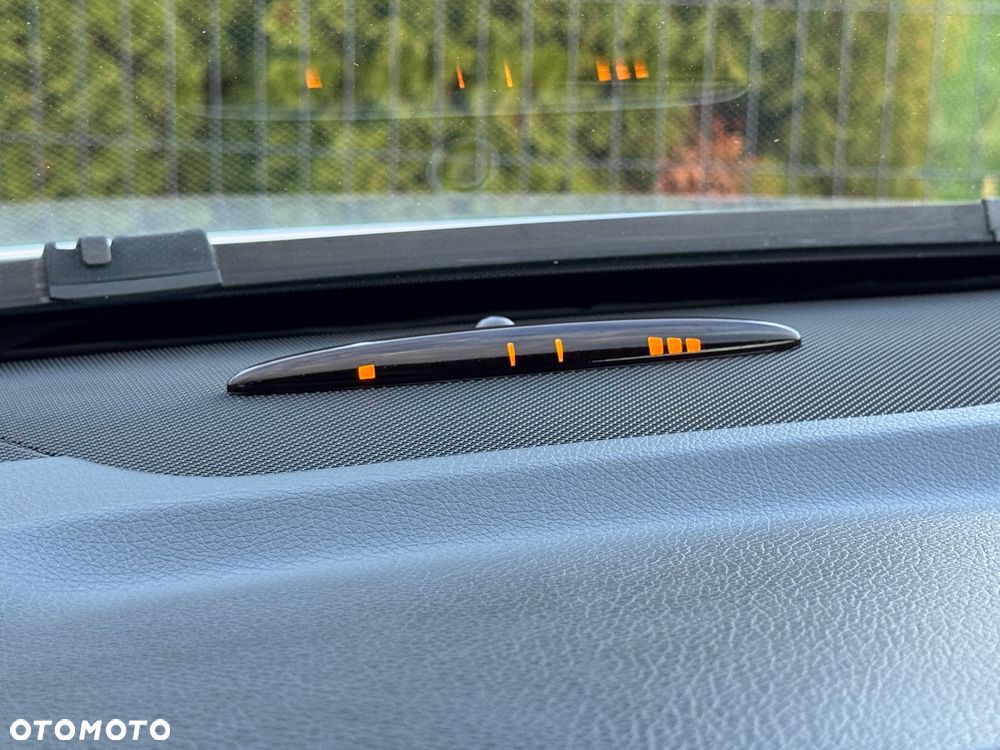 Mercedes-Benz Klasa C 180 Coupe AMG Line - 23