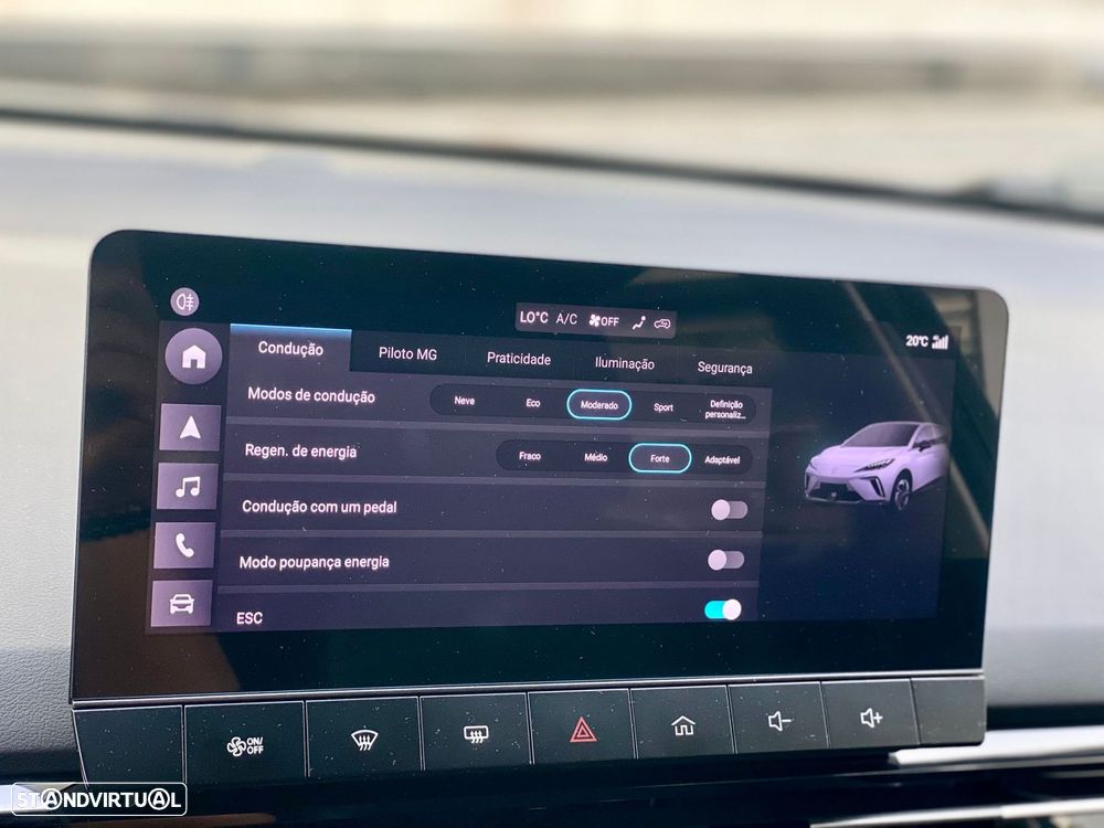 MG MG4 64 kWh Luxury - 19