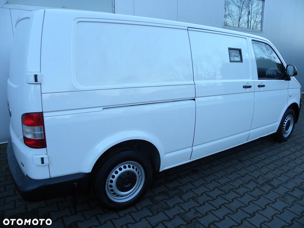 Volkswagen T5 - 3