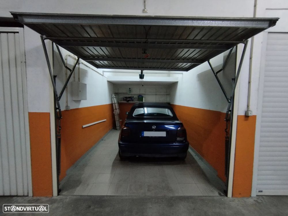 VW Golf Cabriolet - 22