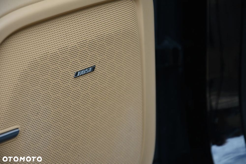 Porsche Cayenne S - 34