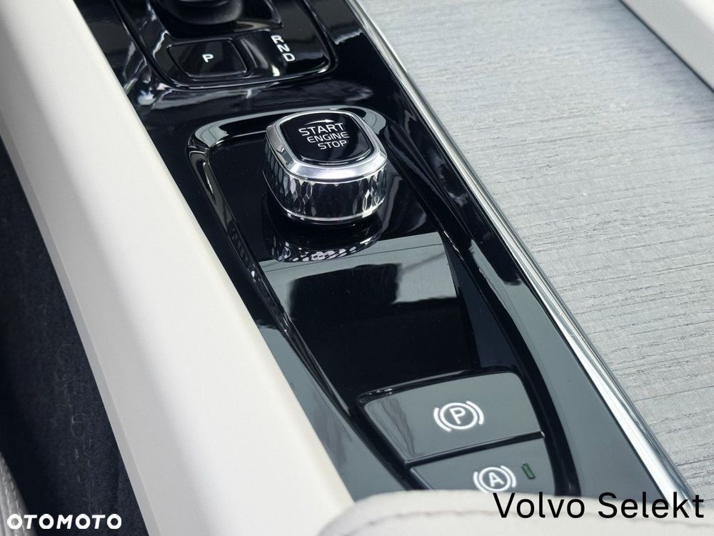 Volvo XC 60 - 22